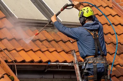 Démoussage et hydrofuge de toiture à Famars